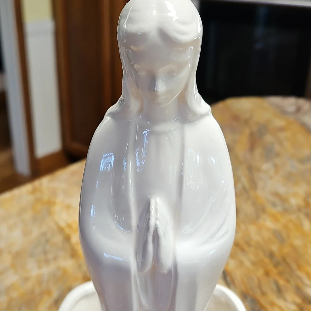 NAPCOWARE Praying Madonna Virgin Mary Porcelain Ceramic Planter Holder